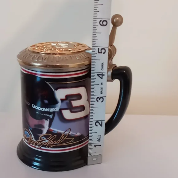 Dale Earnhardt Sr.. Collector Tankard, Stein The intimidator Franklin Mint - Picture 8 of 8